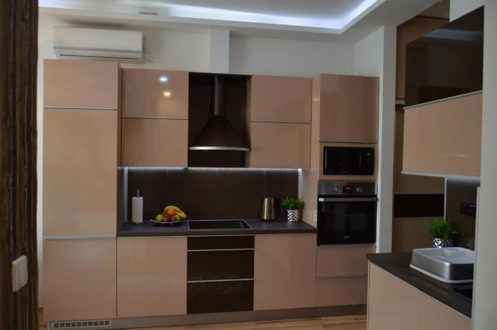 Fueredi Apartman Дебрецен Екстер'єр фото
