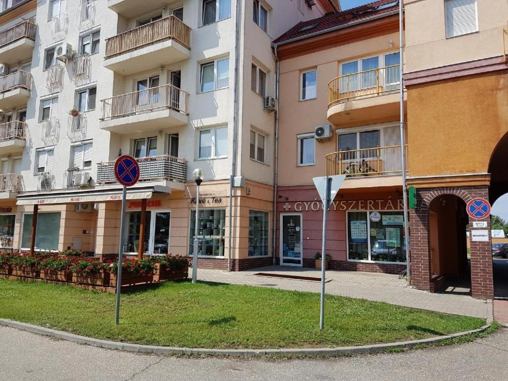 Fueredi Apartman Дебрецен Екстер'єр фото